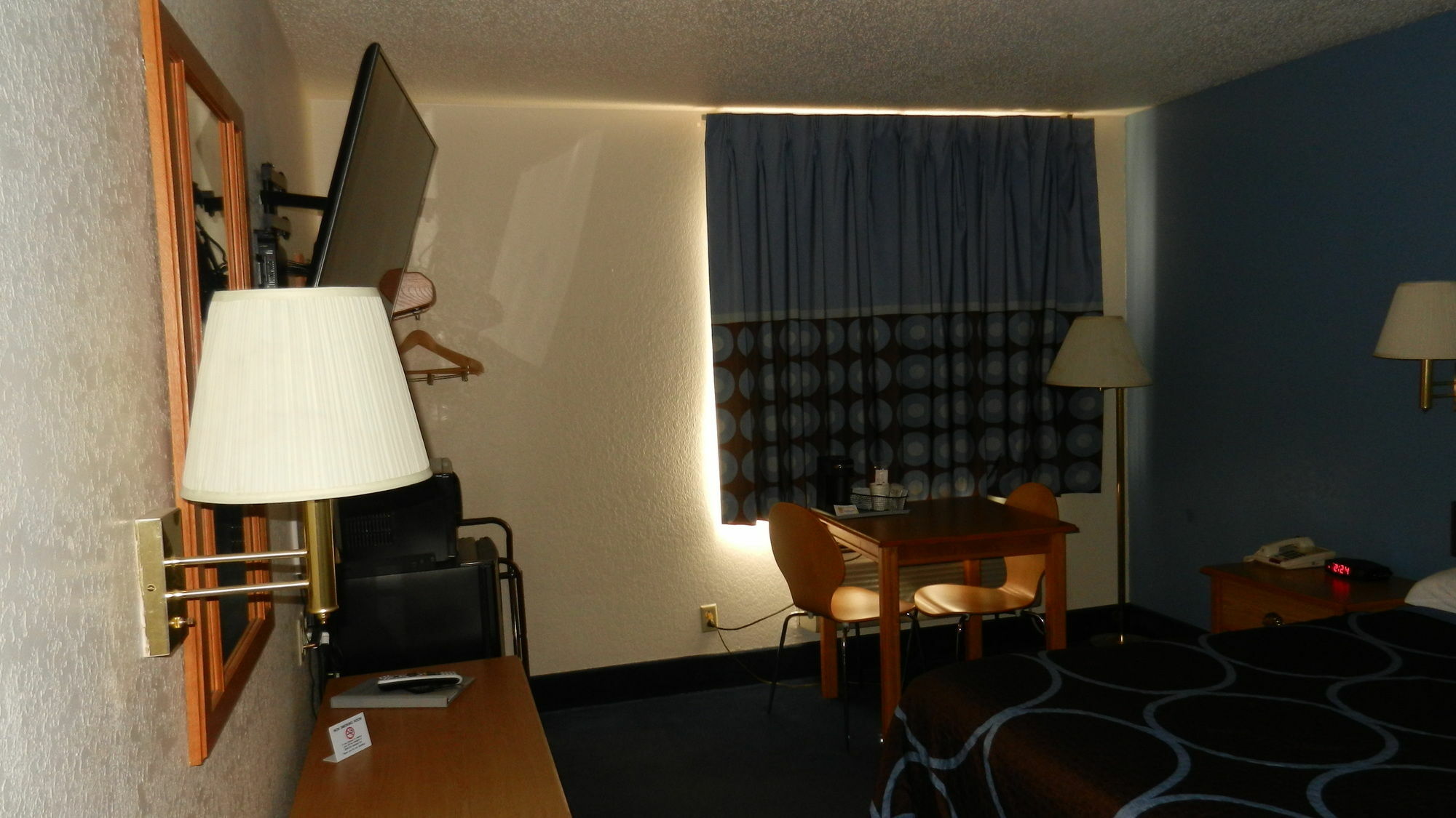 Super 8 By Wyndham Potosi Hotel Eksteriør billede